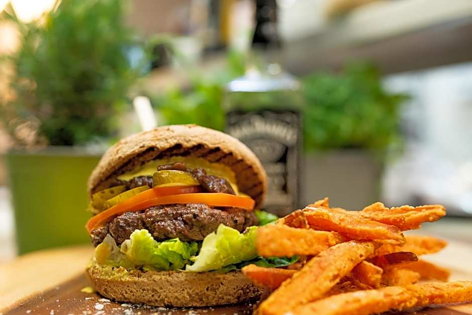 Hotel-Restauracja Platan