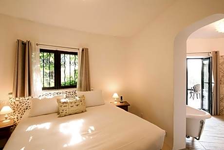 Chambre Classique avec Terrasse et Jacuzzi