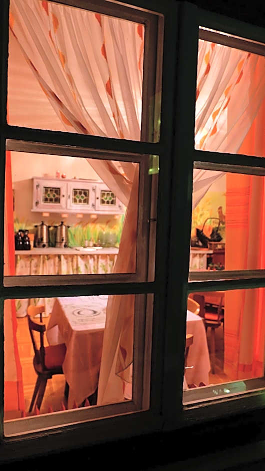 Hostel Weisses Rössl