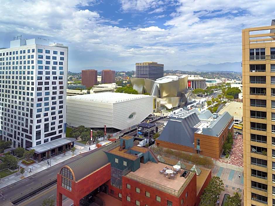 Omni Los Angeles Hotel At California Plaza