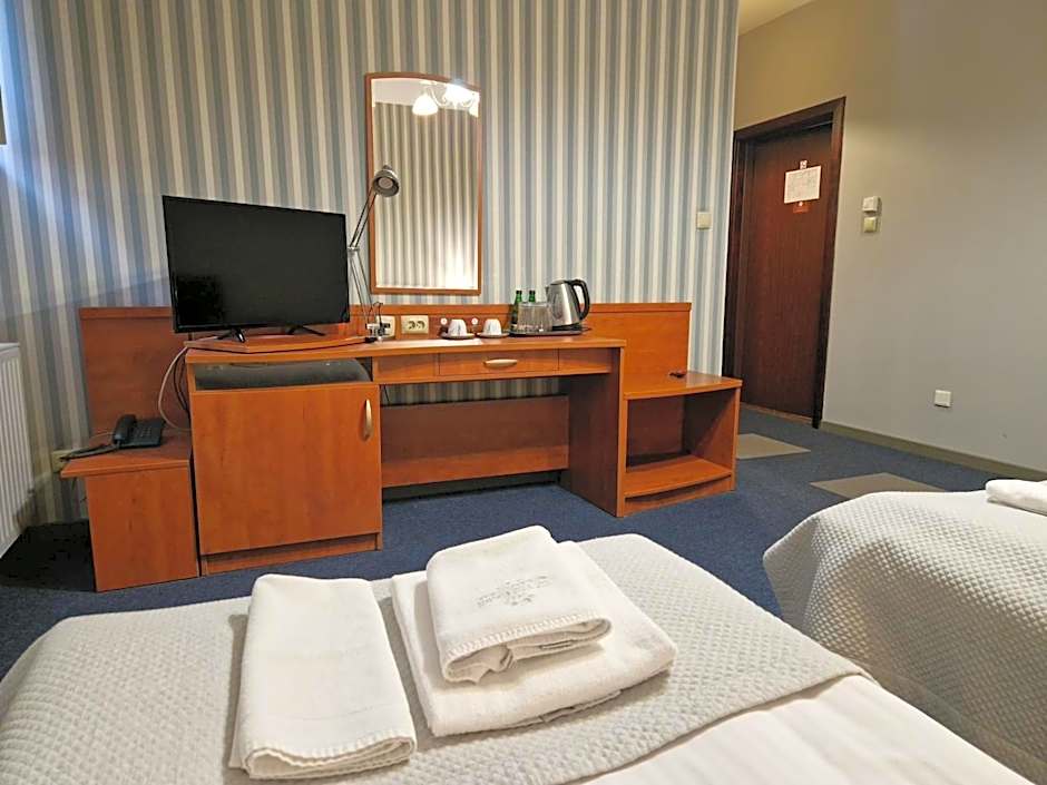 Hotel i Restauracja Pod Szyszkami