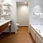 Hampton Inn Frostburg