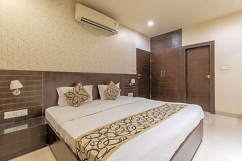 FabHotel Kamla Regency