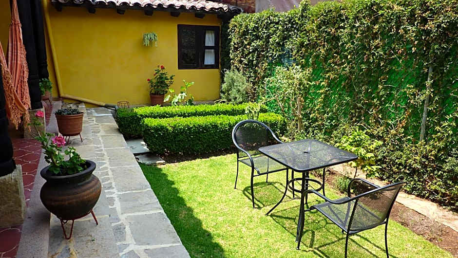 Hotel Ocho Barrios