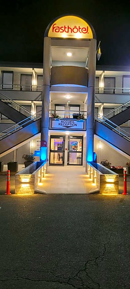 Fasthotel Roissy - Saint-Witz