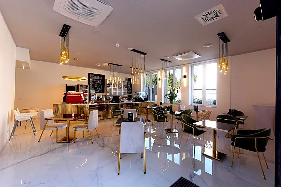 M-Pire Hotel