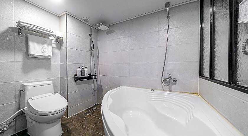 Restia Hotel Suwon Station Branch