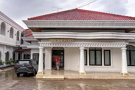 Moresto Hotel Mitra RedDoorz