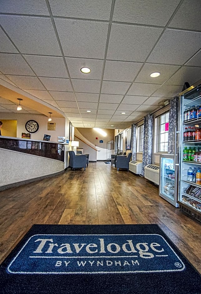 Travelodge by Wyndham Colorado Springs Airport/Peterson AFB