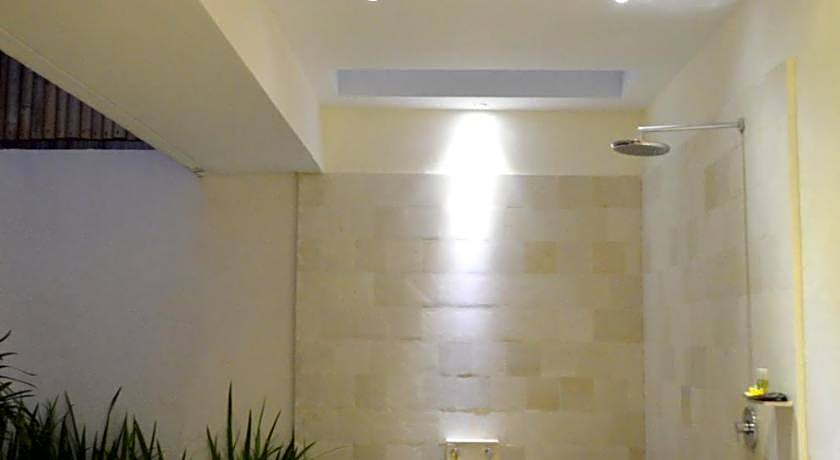 Jas Green Villas And Spa