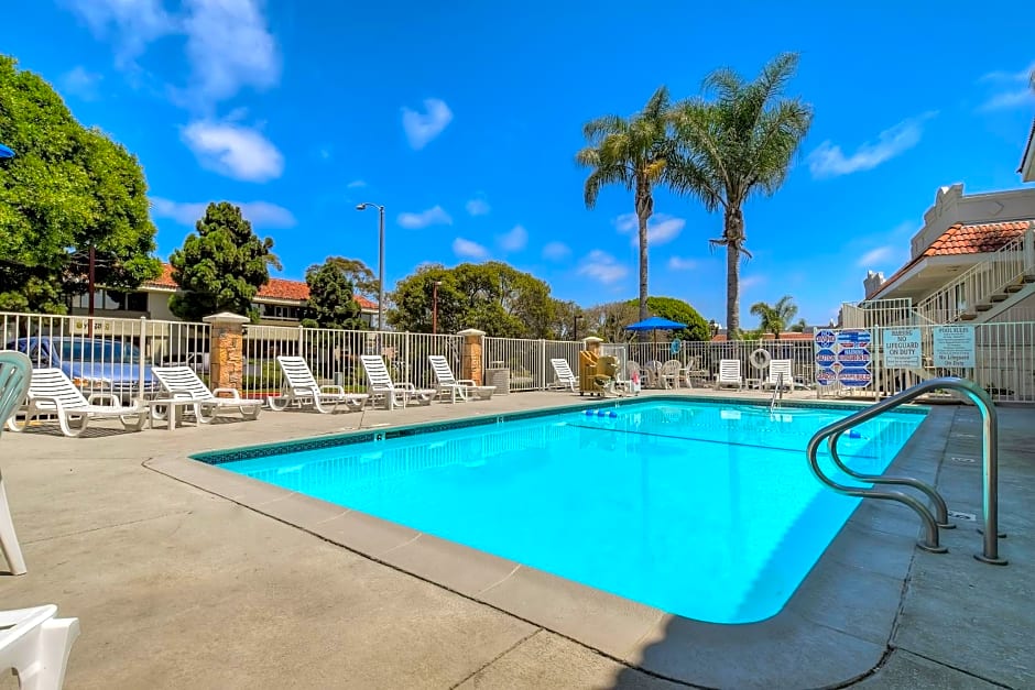 Motel 6-Carlsbad, CA - East Near LEGOLAND