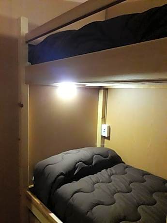 Bunk Bed in Mixed Dormitory Room