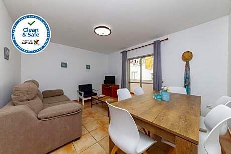 B18 - Village Street Apartment