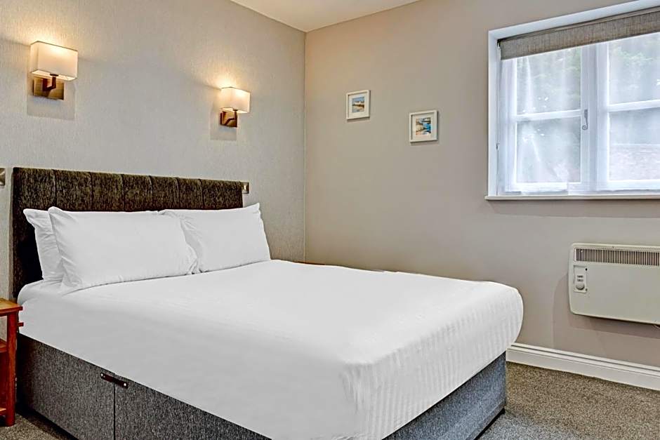 The Gables Hotel, Birmingham Airport