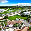 Be Our Guest! 1 Bedroom Condo Near Disney Parks!