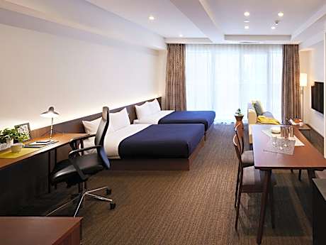 Deluxe Room 5