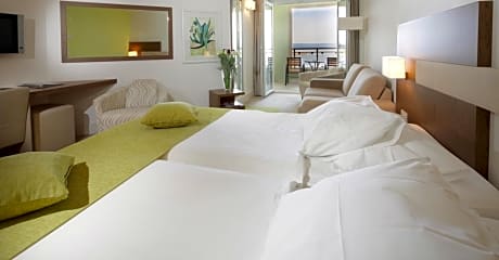 Superior Double Room with Balcony with Sea View