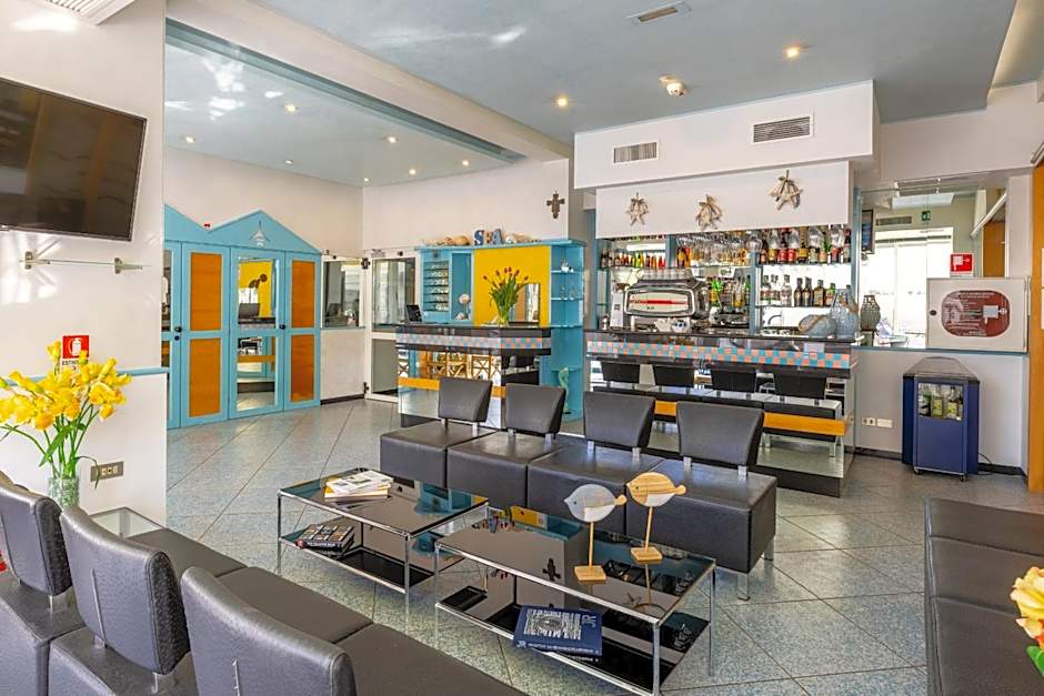 Hotel Caprice B&B - in centro a Riccione