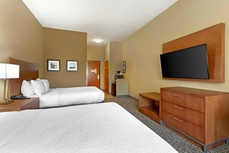 Queen Room with Two Queen Beds