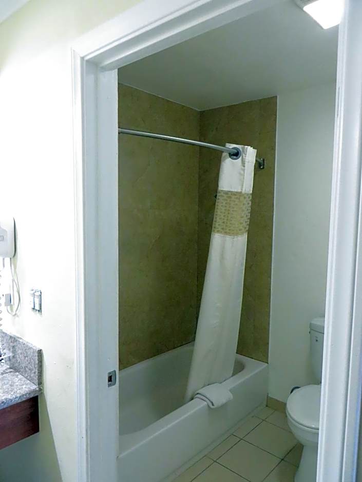 National Inn Garden Grove