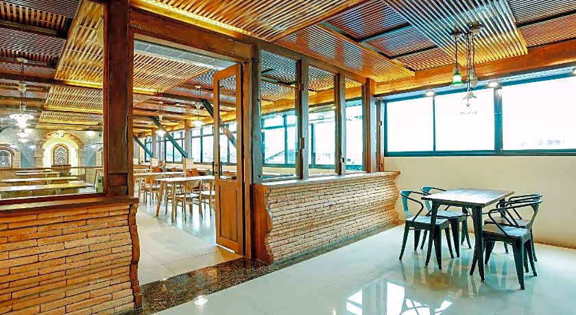 Wangchang Hotel – Chang Khlan, IA