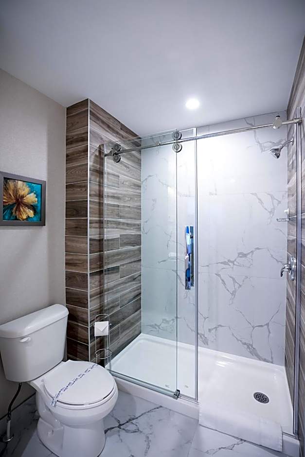 Best Western Plus Montreal East