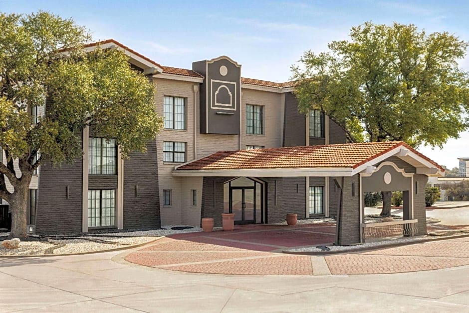 La Quinta Inn San Antonio I-35 N at Toepperwein