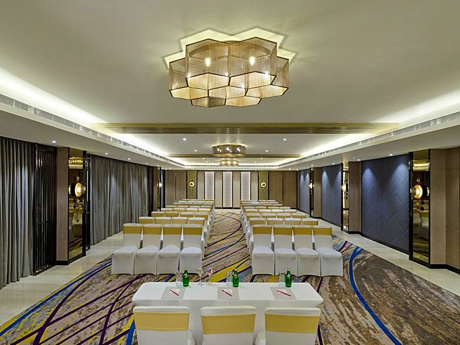 Crowne Plaza Ahmedabad City Centre By IHG