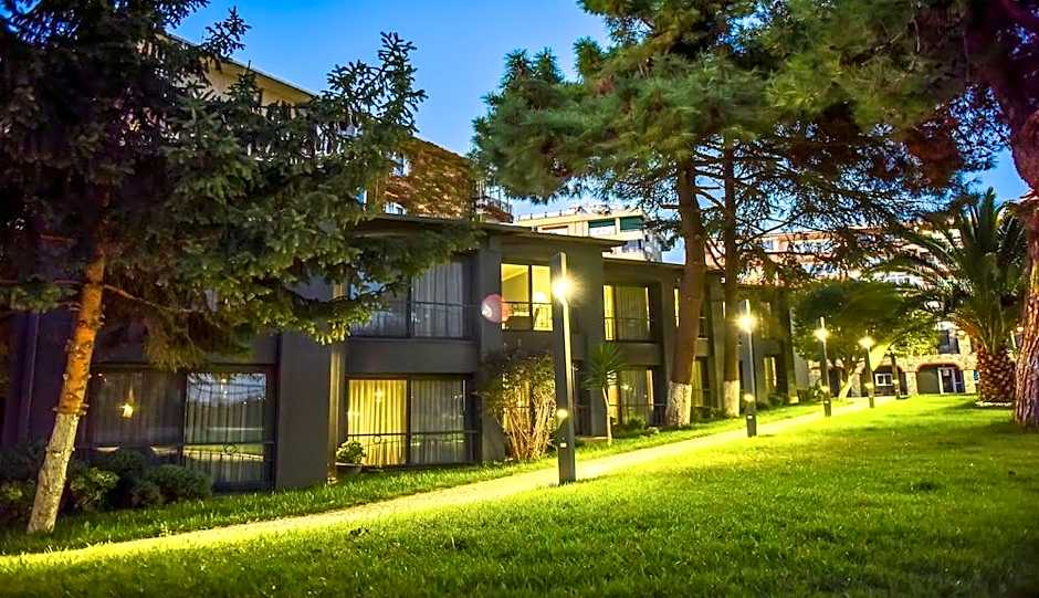 Denizatı Plus Hotel