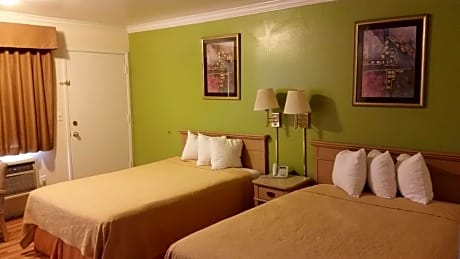 Double Room with Two Double Beds
