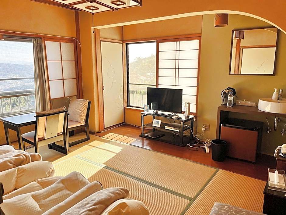 Shiroyama Ryokan