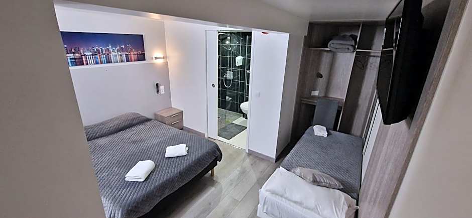 Fasthotel Roissy - Saint-Witz