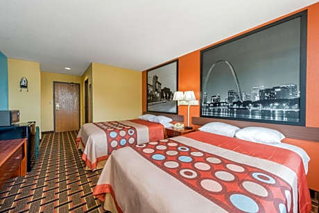 Queen Room with Two Queen Beds - Non-Smoking