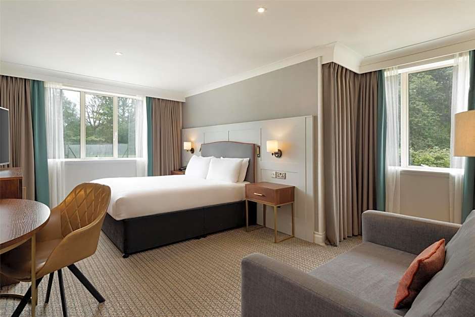 DoubleTree by Hilton St. Anne's Manor