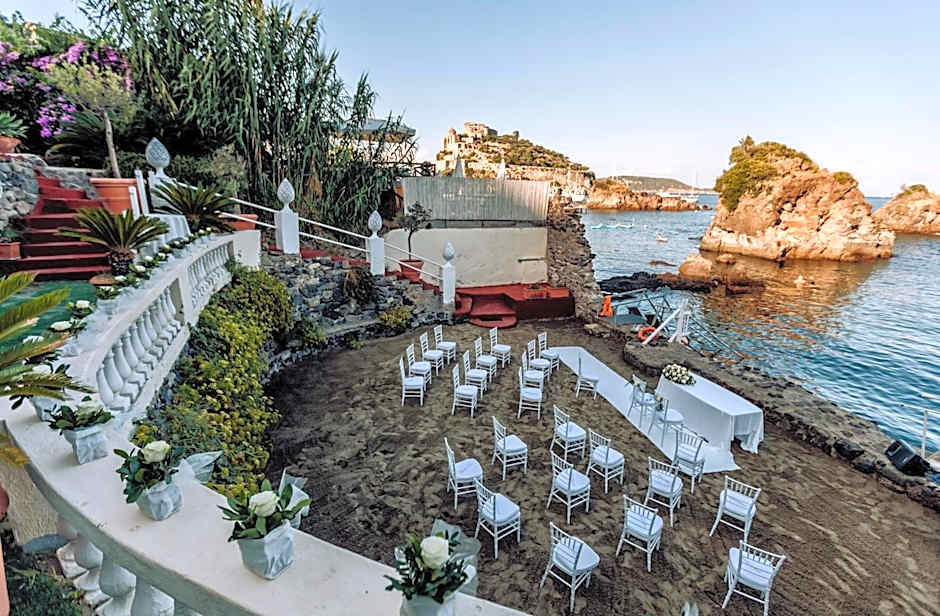 Strand Hotel Delfini