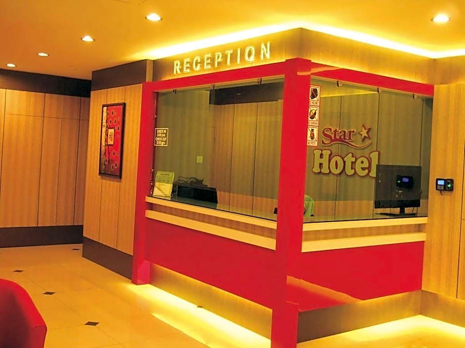 Aero Star Hotel