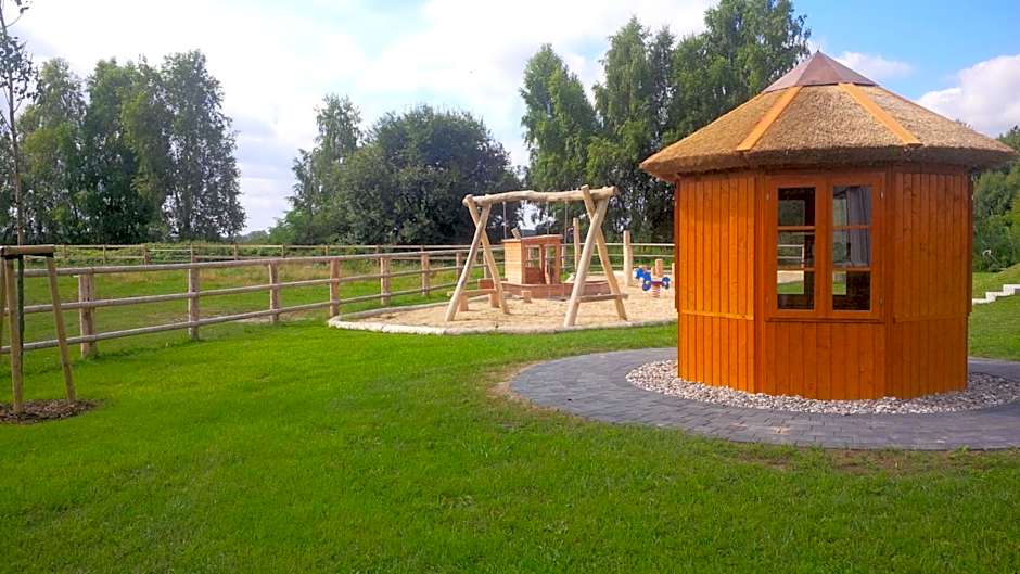 Friesenhof Hotel-Restaurant-Reitanlage