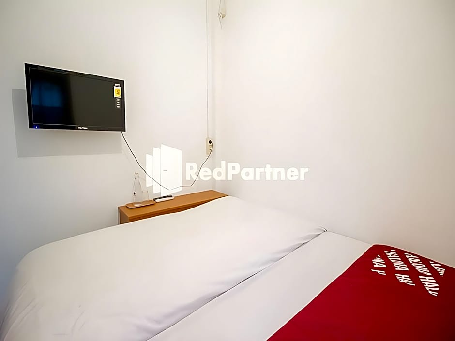 Halona Residence near Pakuwon Mall Jogja Mitra RedDoorz