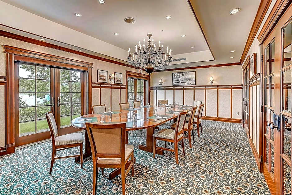 Ripplecove Hotel & Spa