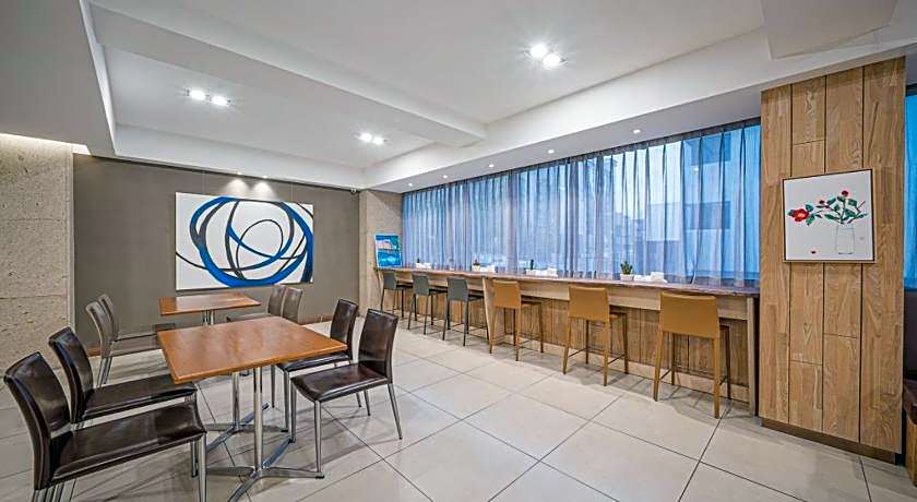 Dongdaegu Station Eastern Hotel