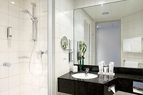 Essential Triple Room