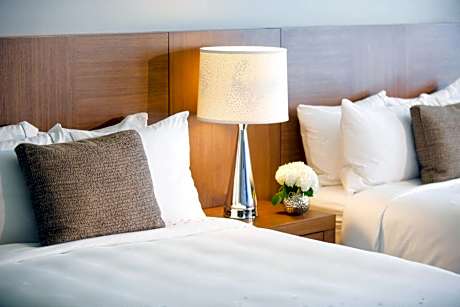 Guest room, 2 Double, Partial ocean view, Jaragua Tower