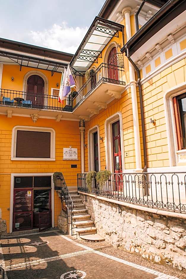 Arciduca Charming House Room & Breakfast