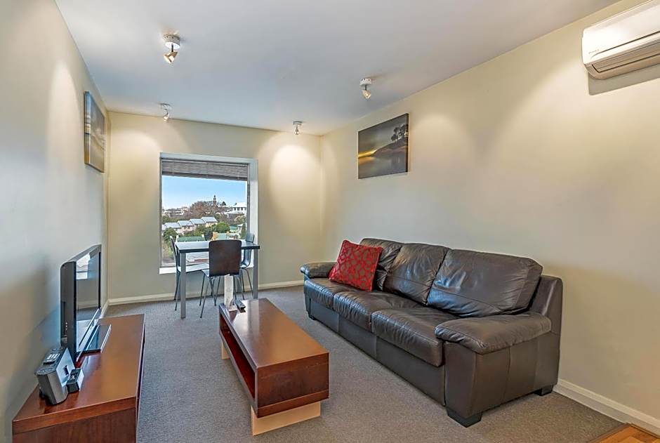 Mantra One Sandy Bay Road Hobart