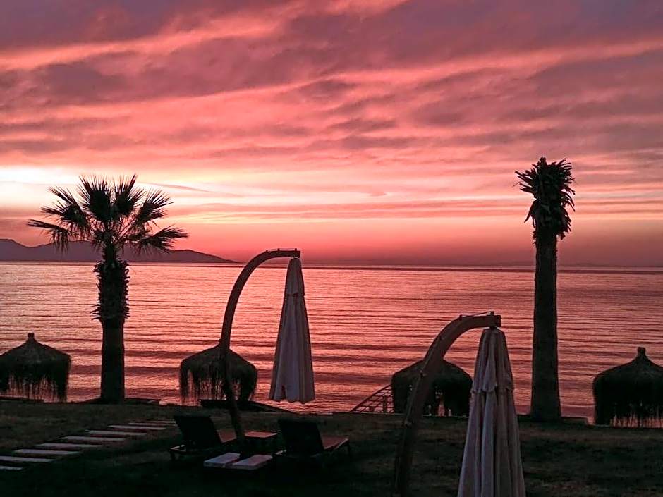 Maia Luxury Beach Hotel