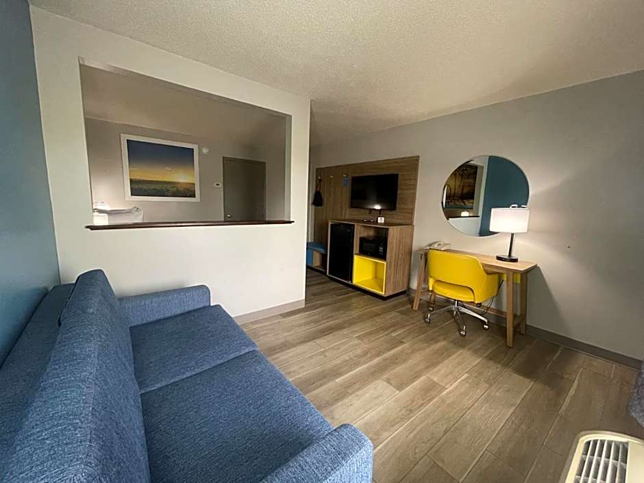 Days Inn & Suites by Wyndham York