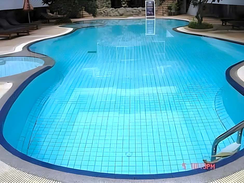 Samui First House Hotel