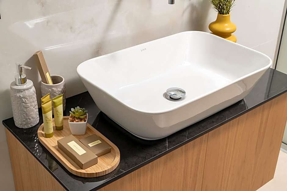 Elia City Apartments