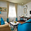 Manoir Des Arts Hotel