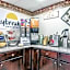 Days Inn & Suites by Wyndham Youngstown / Girard Ohio